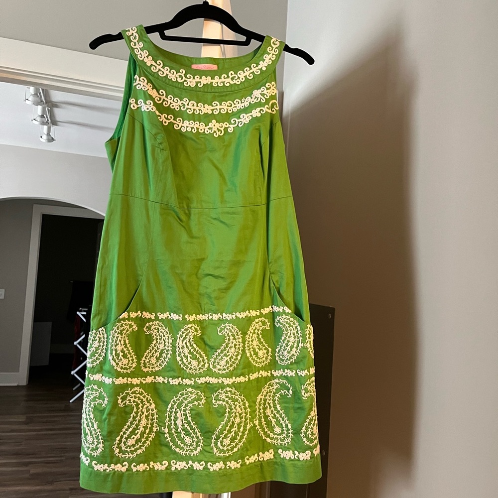 Lilly Pulitzer Jacqueline Shift Dress in Grass Green